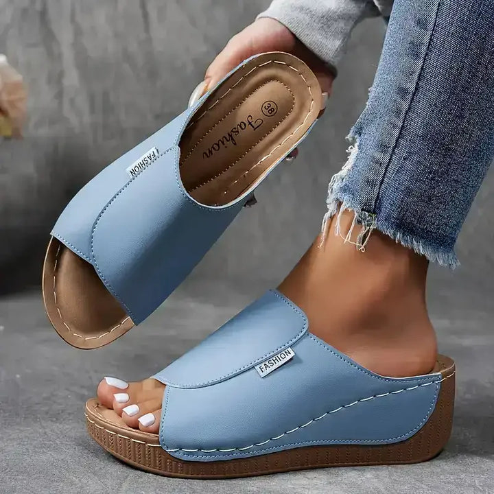 Orthopedic sandals for women