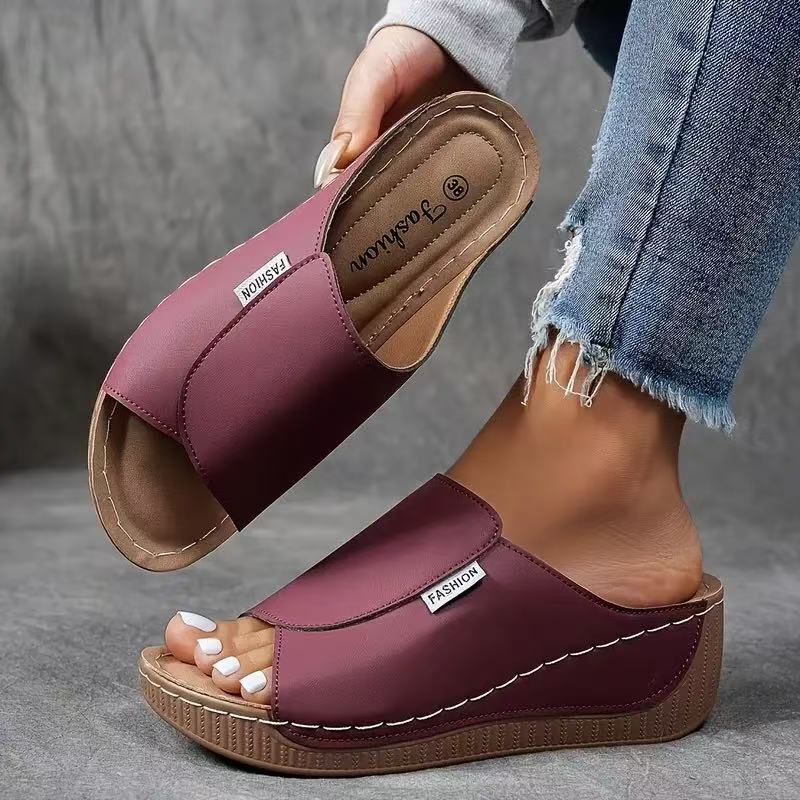 Orthopedic sandals for women