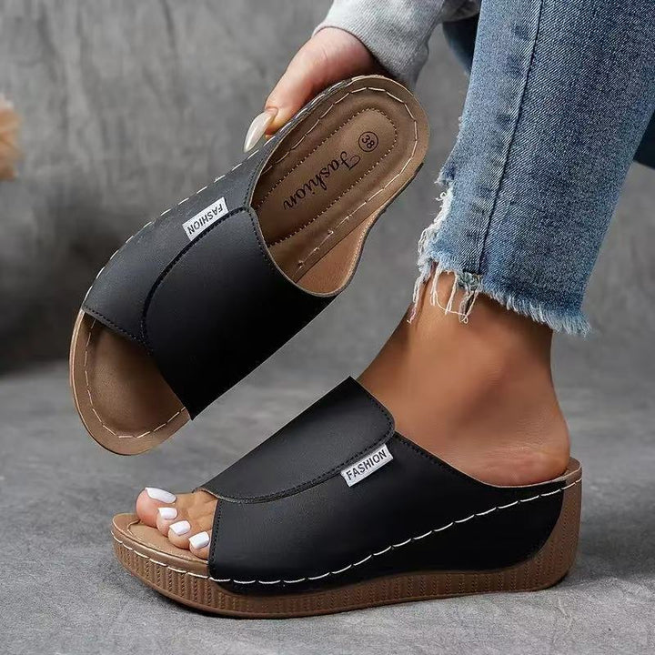 Orthopedic sandals for women